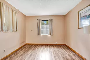 [Address not provided], North Miami, FL 33181 - Photo 28