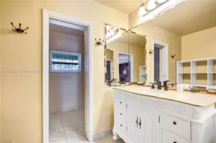 [Address not provided], North Miami, FL 33181 - Photo 34