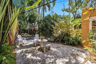 136 NE 101st St, Miami Shores, FL 33138 - Photo 6