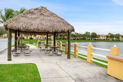 1535 SE 26th St #101, Homestead, FL 33035 - Photo 2