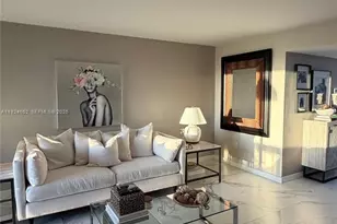 2333 Brickell Ave, Miami, FL 33129 - Photo 8