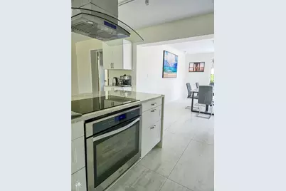 1001 SE 14th Dr, Deerfield Beach, FL 33441 - Photo 6