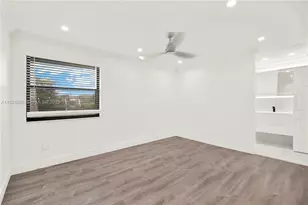 1236 N Hiatus Rd, Pembroke Pines, FL 33026 - Photo 16