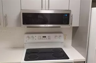 400 SW 134th Way, Pembroke Pines, FL 33027 - Photo 4