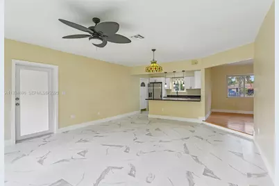 140 NE 161st St, Miami, FL 33162 - Photo 10