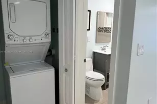 7921 Abbott Ave, Miami Beach, FL 33141 - Photo 12