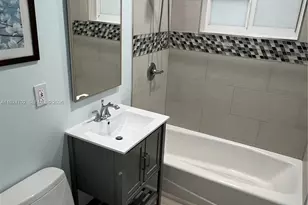7921 Abbott Ave, Miami Beach, FL 33141 - Photo 16