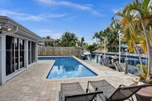 2525 Gulfstream Ln, Fort Lauderdale, FL 33312 - Photo 18