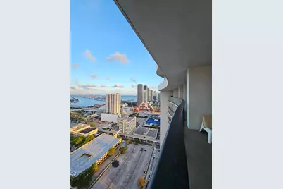 1600 NE 1st Ave #3701, Miami, FL 33132 - Photo 4