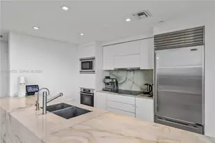 900 Biscayne Blvd, Miami, FL 33132 - Photo 4