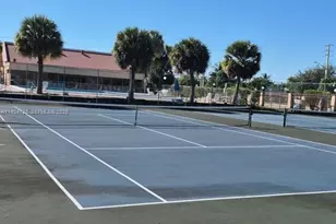 8020 Hampton Blvd, North Lauderdale, FL 33068 - Photo 10