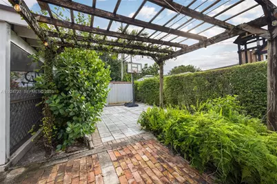 1420 SW 82nd Ave, Miami, FL 33144 - Photo 24