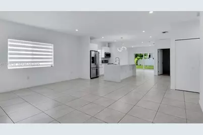 23061 SW 124th Ave #Main, Miami, FL 33170 - Photo 2