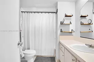 1780 NE 191st St, Miami, FL 33179 - Photo 30