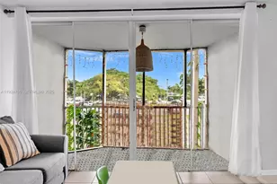 1780 NE 191st St, Miami, FL 33179 - Photo 18