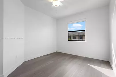 15815 NW 91st Ct, Miami Lakes, FL 33018 - Photo 32