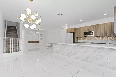 15815 NW 91st Ct, Miami Lakes, FL 33018 - Photo 14