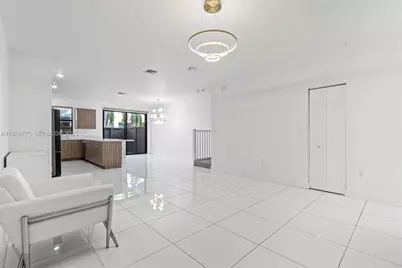 15815 NW 91st Ct, Miami Lakes, FL 33018 - Photo 8