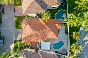 1549 Breakwater Terrace, Hollywood, FL 33019 - Photo 36