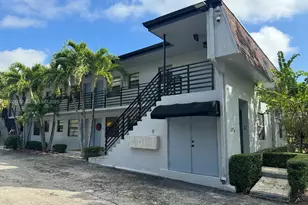 9751 Wayne Ave, Palmetto Bay, FL 33157 - Photo 1
