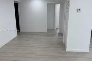 1605 Meridian Ave, Miami Beach, FL 33139 - Photo 6