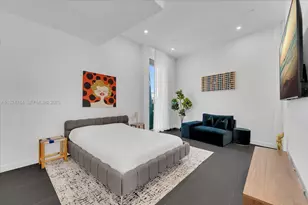 11 Century Ln, Miami Beach, FL 33139 - Photo 12