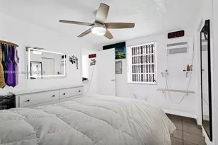 911 E 9th Pl, Hialeah, FL 33010 - Photo 6