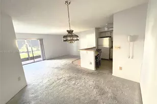 9530 N Belfort Cir, Tamarac, FL 33321 - Photo 6