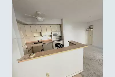 9530 N Belfort Cir #108, Tamarac, FL 33321 - Photo 4