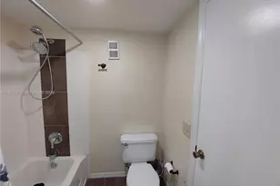 12510 Vista Isles Dr, Sunrise, FL 33325 - Photo 4