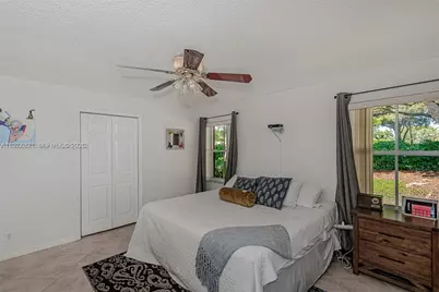 1641 Zenith Way #0, Weston, FL 33327 - Photo 20