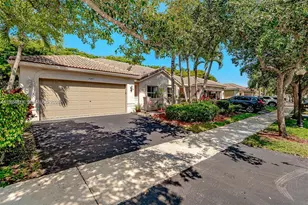 1641 Zenith Way, Weston, FL 33327 - Photo 8