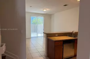 7540 NW 114th Pl, Doral, FL 33178 - Photo 8