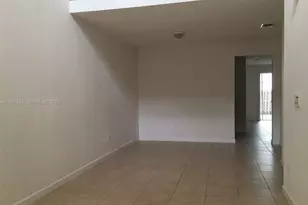 7540 NW 114th Pl, Doral, FL 33178 - Photo 2