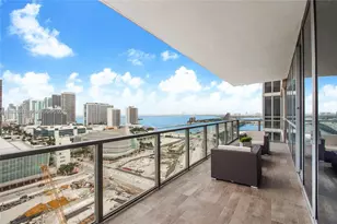 1100 Biscayne Blvd, Miami, FL 33132 - Photo 2