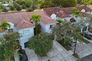 14738 SW 9th Ln, Miami, FL 33194 - Photo 2