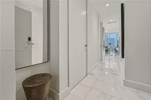 700 NE 26th Terrace, Miami, FL 33137 - Photo 4