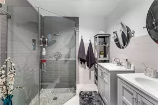 10020 SW 145th Pl, Miami, FL 33186 - Photo 16