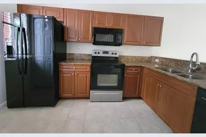 17339 NW 7th Ave #504, Miami Gardens, FL 33169 - Photo 4