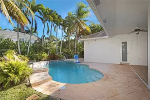 1923 Harbor View Cir, Weston, FL 33327 - Photo 4
