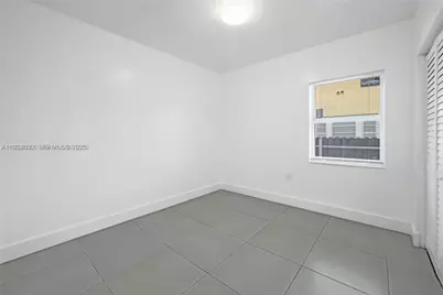 911 Sharar Ave #1, Opa-Locka, FL 33054 - Photo 12