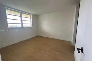 2930 Point E Dr, Aventura, FL 33160 - Photo 6