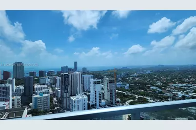 185 SW 7th St #3814, Miami, FL 33130 - Photo 1