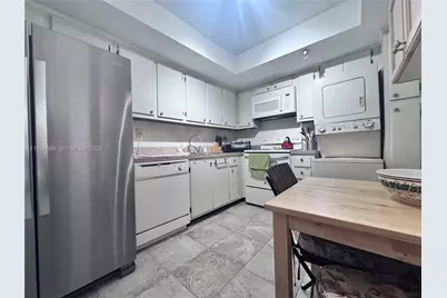 290 174th St #1906, Sunny Isles Beach, FL 33160 - Photo 4