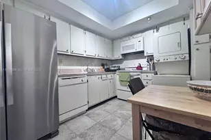 290 174th St, Sunny Isles Beach, FL 33160 - Photo 4