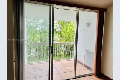 4990 NW 97th Pl #314, Doral, FL 33178 - Photo 8