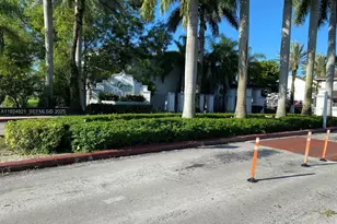 4990 NW 97th Pl, Doral, FL 33178 - Photo 1