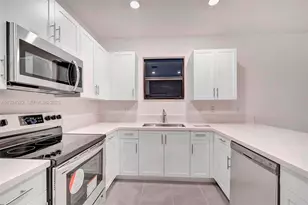 13405 SW 285th St, Homestead, FL 33033 - Photo 6