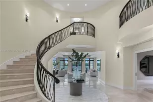 288 S Coconut Ln, Miami Beach, FL 33139 - Photo 4