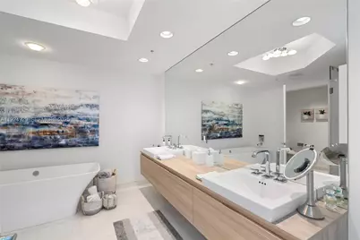 17111 Biscayne Blvd #2002, North Miami Beach, FL 33160 - Photo 34